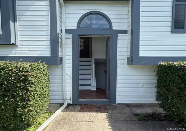Photo 3 of Single family home for sale at 10 Victor Rd, Beacon, NY 12508 | MLS# 952959 | Listing updated on 2026-09-30