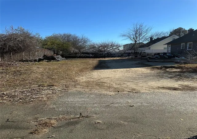 Photo 3 of Single family home for sale at 49 Davidson St, Wyandanch, NY 11798 | MLS# 953022 | Listing updated on 2026-08-21