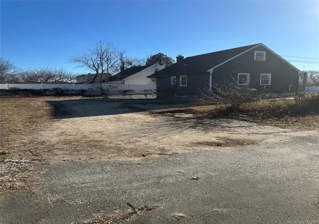 4th image of 49 Davidson St, Wyandanch, NY 11798 | MLS# 953022