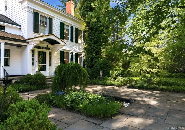 Photo 3 of Sale Pending at 549 Croton Lake Rd, Bedford, NY 10549 | MLS# 953077 | Listing updated on 2026-07-02