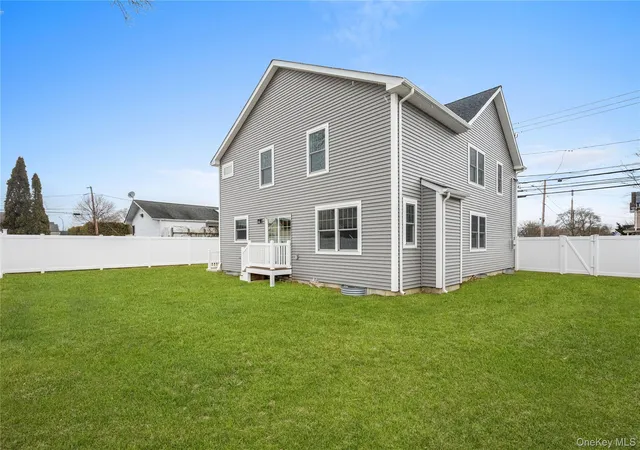 3rd image of 961 N Broadway, Massapequa, NY 11758 | MLS# 953210