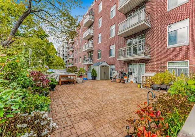 3rd image of 6538 Austin St, New York, NY 11374