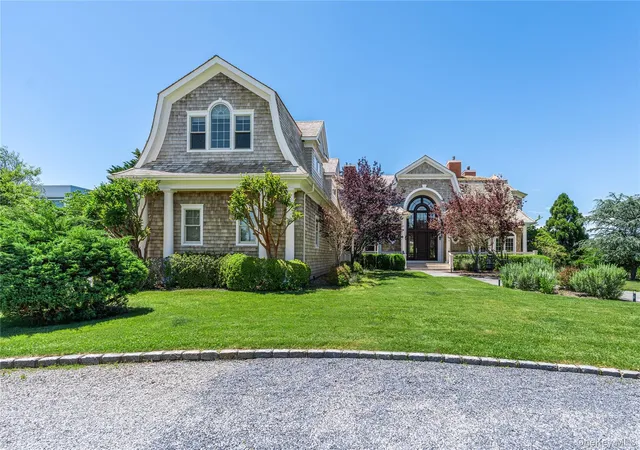 1st image of 101 Jessup Ln, Southampton, NY 11978 | MLS# 953584