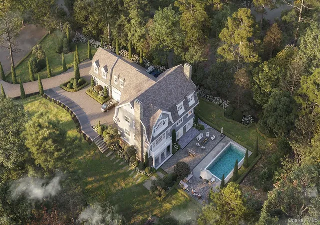 4th image of 23 Mallard Dr, Lloyd Harbor, NY 11743 | MLS# 953622
