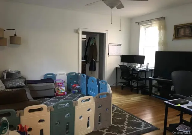 4th image of 61-40 Saunders St #C5, Rego Park, NY 11374 | MLS# 953837