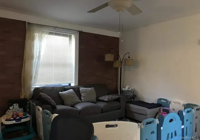 5th image of 61-40 Saunders St #C5, Rego Park, NY 11374 | MLS# 953837