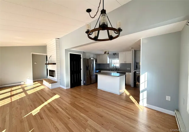 3rd image of 101 Rosevale Ave E, Ronkonkoma, NY 11779 | MLS# 953869
