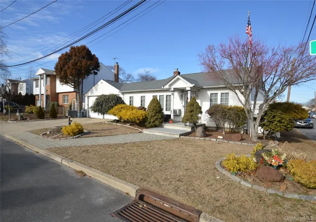 Photo 3 of Sale Pending at 1300 P St, Elmont, NY 11003 | MLS# 953884 | Listing updated on 2026-07-07