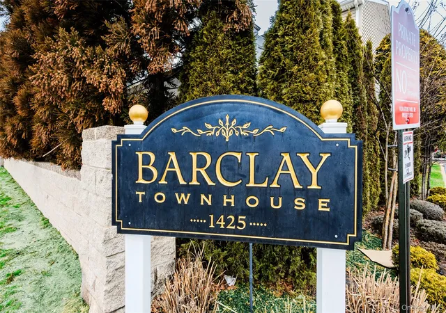 2nd image of 1425 Jerusalem Ave #7, Hempstead, NY 11565 | MLS# 953969