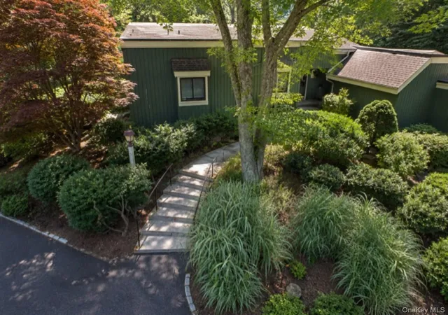 1st image of 40 Heritage Hls #A, Somers, NY 10589 | MLS# 954097