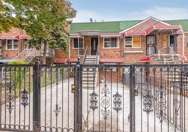 2nd image of 3410 Bronxwood Ave, Bronx, NY 10469 | MLS# 954118