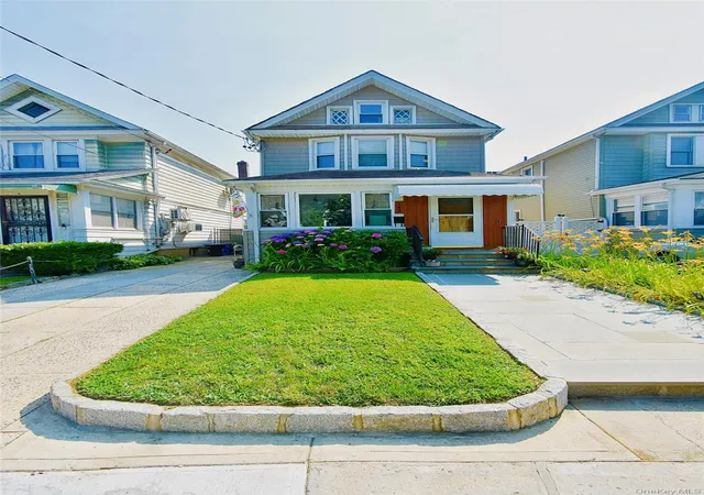 Homes for sale in Mount Vernon, NY | 142 Beechwood Ave, Mount Vernon, NY 10553 | MLS# 954142