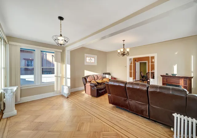 4th image of 10439 115Th St, South Richmond Hill, NY 11419 | MLS# 954425