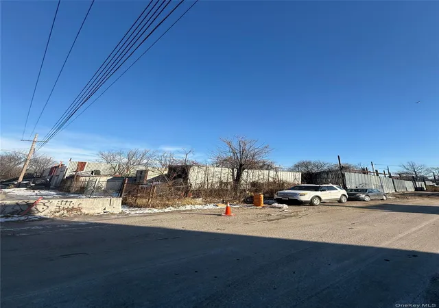 3rd image of 13211 76Th St, New York, NY 11414 | MLS# 954613