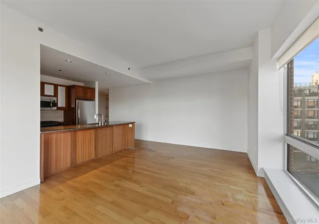 5th image of 460 W 236Th St #6A, Bronx, NY 10463 | MLS# 954620