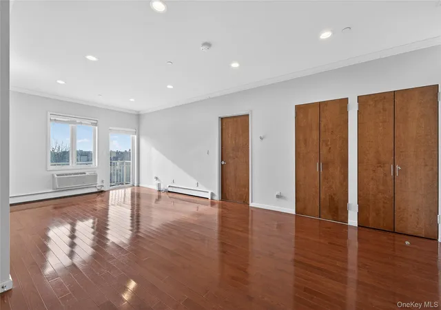 4th image of 149-06 Northern Blvd, New York, NY 11354