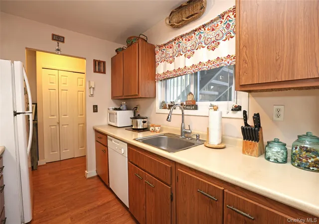 Photo 4 of Sale Pending at 81 Sterling St #81, Fishkill, NY 12508 | MLS# 954957 | Listing updated on 2026-09-18