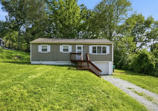 2nd image of 22 W Marshall Dr, Hyde Park, NY 12601 | MLS# 955108