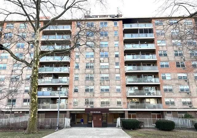 Photo 1 of Sale Pending at 1019 Van Siclen Ave #5G, Brooklyn, NY 11207 | MLS# 955131 | Listing updated on 2026-04-13