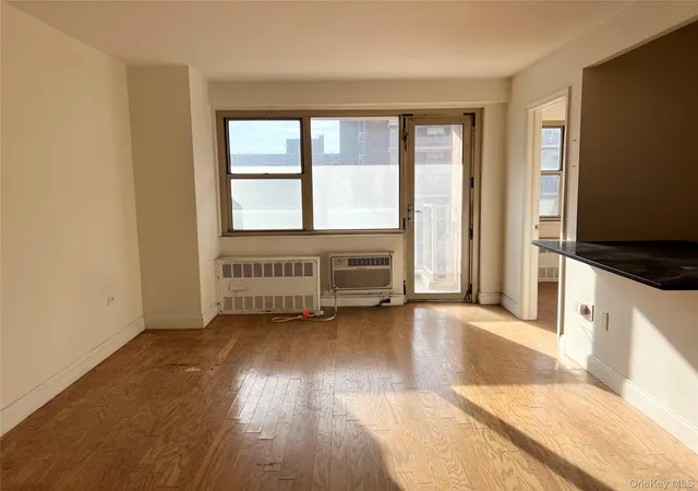 Photo 2 of Sale Pending at 1019 Van Siclen Ave #5G, Brooklyn, NY 11207 | MLS# 955131 | Listing updated on 2026-04-13