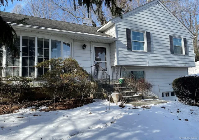 Photo 1 of Sale Pending at 35 Lincoln Pl, White Plains, NY 10603 | MLS# 955153 | Listing updated on 2026-02-21