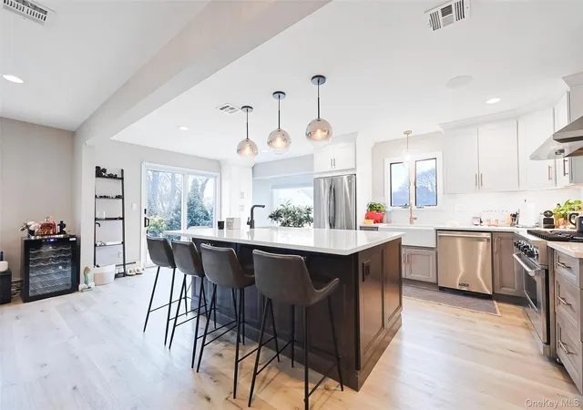 2nd image of 74 Bedford Ave, New Hyde Park, NY 11040 | MLS# 955253