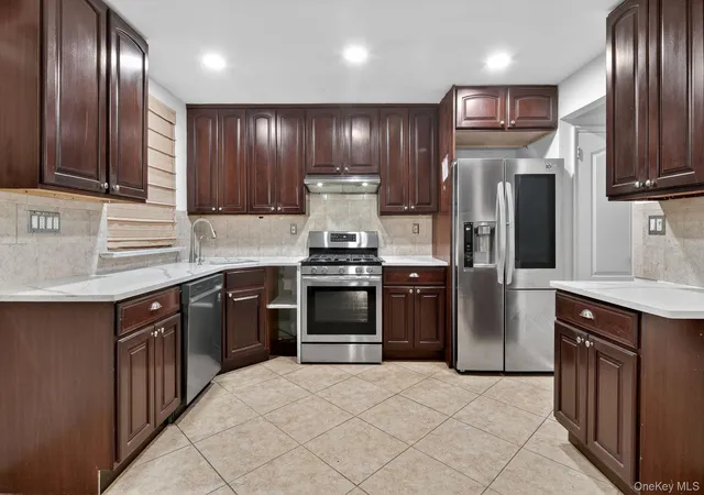 Photo 2 of Sale Pending at 4817 Wilder Ave, Bronx, NY 10470 | MLS# 955349 | Listing updated on 2026-05-11