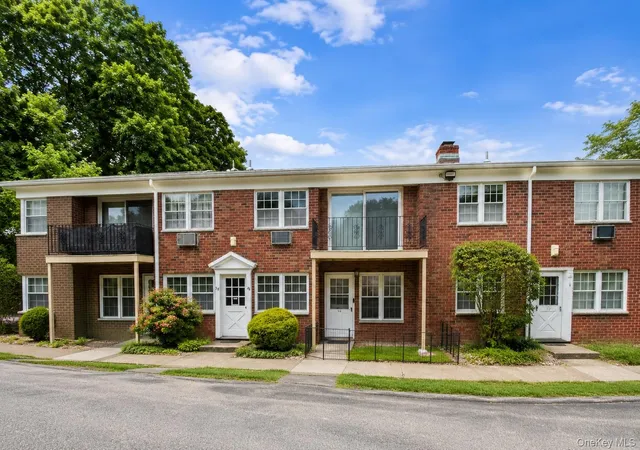 Homes for sale in Beacon, NY | 8 Colonial Rd #36, Beacon, NY 12508 | MLS# 955404