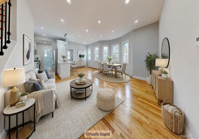 Photo 3 of Single family home for sale at 136 11 Brookville Blvd, New York, NY 11422 | MLS# 955455 | Listing updated on 2026-09-13