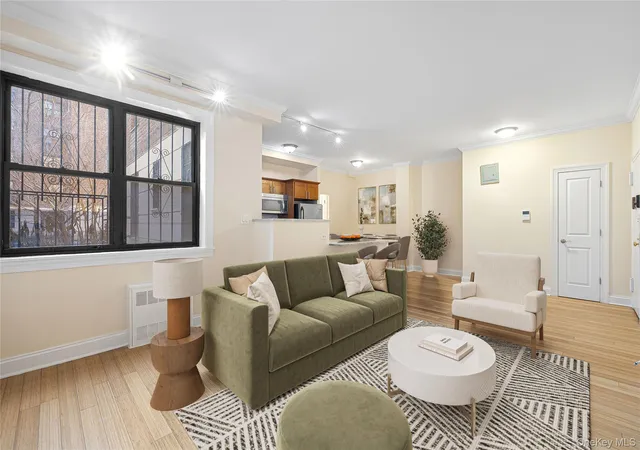 Homes for sale in New York, NY | 273 Bennett Ave #3G, New York, NY 10040 | MLS# 955546