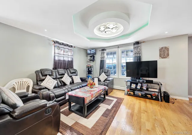 Photo 4 of Sale Pending at 10967 131st Street, New York, NY 11420 | MLS# 955591 | Listing updated on 2026-08-31