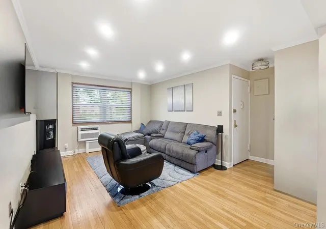 3rd image of 155-24 81St St #110, Howard Beach, NY 11414 | MLS# 955664