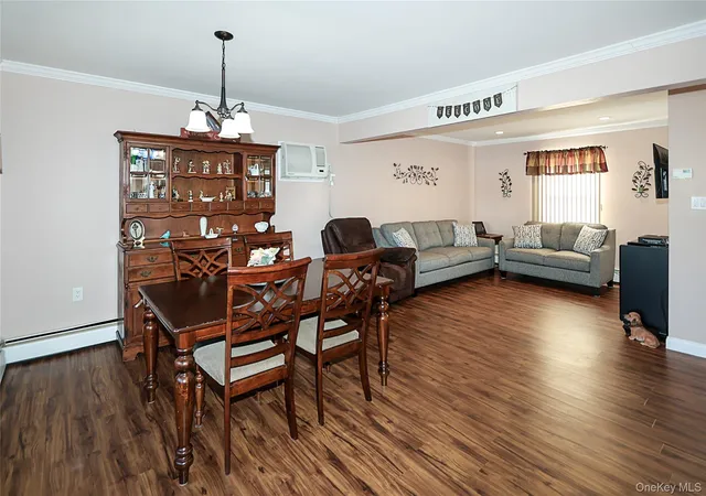 4th image of 70 Corncrib Ln, Hempstead, NY 11756 | MLS# 955779