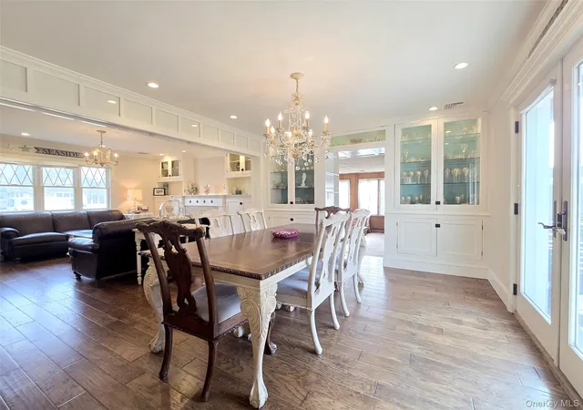 Photo 3 of Sale Pending at 410 Greene Ave, Sayville, NY 11782 | MLS# 955838 | Listing updated on 2026-04-20