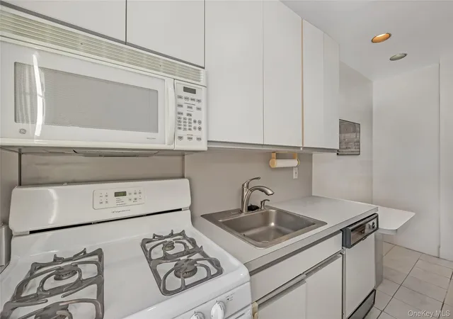 Photo 4 of House for sale at 68-37 108 Street #6L, Forest Hills, NY 11375 | MLS# 955874 | Listing updated on 2026-08-30