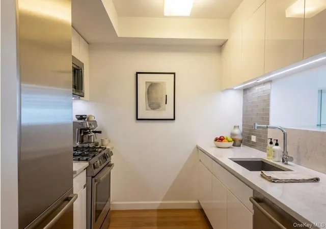 Photo 1 of Sale Pending at 13835 39th Avenue #12F, New York, NY 11354 | MLS# 955889 | Listing updated on 2026-08-05