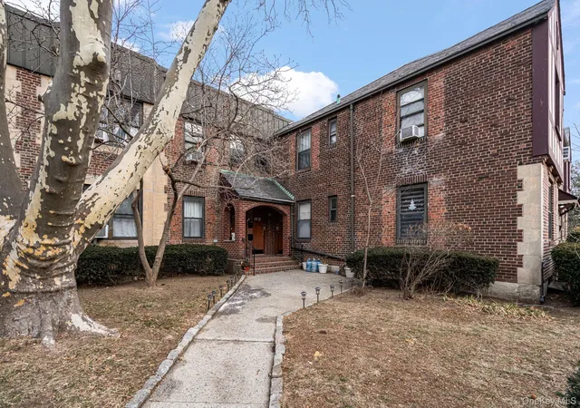 2nd image of 77-15 Ditmars Blvd, East Elmhurst, NY 11370