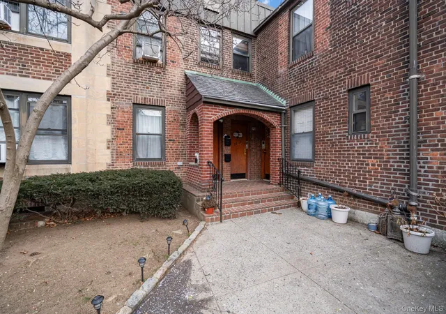 24th image of 77 15 Ditmars Blvd #B2, East Elmhurst, NY 11370 | MLS# 956081
