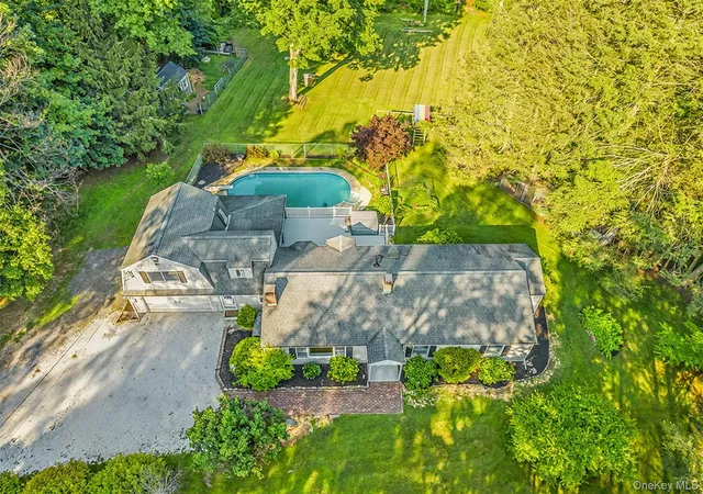 2nd image of 8 West Ln, Lewisboro, NY 10590 | MLS# 956429