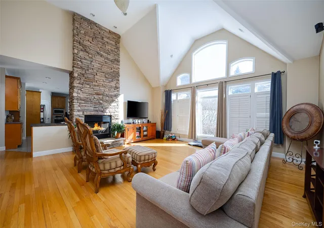 5th image of 59 Wintergreen Pl, East Fishkill, NY 12533 | MLS# 956455