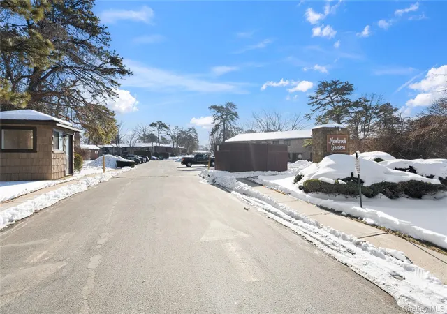 1st image of 19 Newbrook #19, Islip, NY 11706 | MLS# 956597