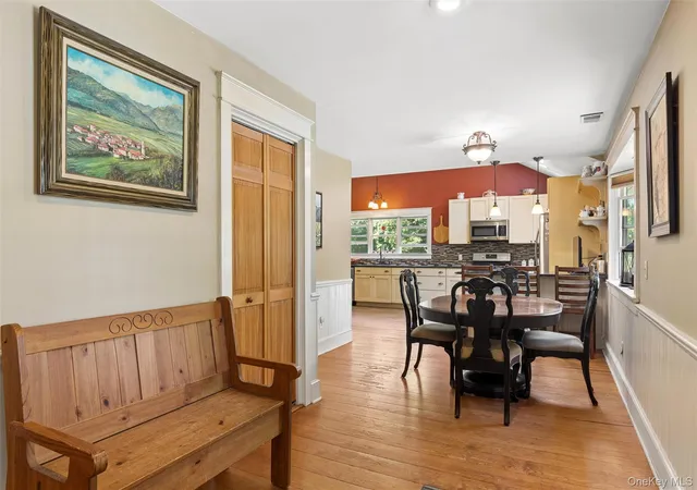 Homes for sale in Southold, NY | 6205 Alvahs Ln, Southold, NY 11935 | MLS# 956730