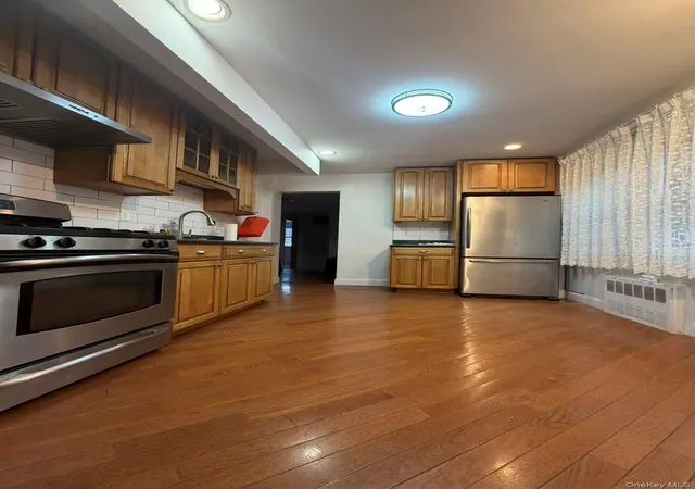 Photo 3 of House for sale at 3810 Neptune Ave, Brooklyn, NY 11224 | MLS# 956797 | Listing updated on 2026-05-08