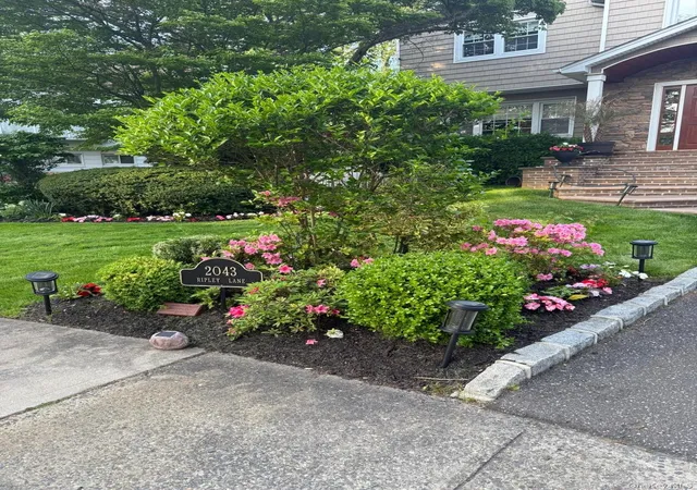 2nd image of 2043 Ripley, Hempstead, NY 11566 | MLS# 956874