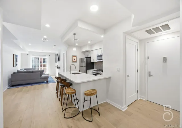 3rd image of 23-23 30Th Rd #3A, New York, NY 11102 | MLS# 956876