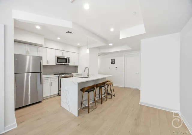 4th image of 23-23 30Th Rd #3A, New York, NY 11102 | MLS# 956876