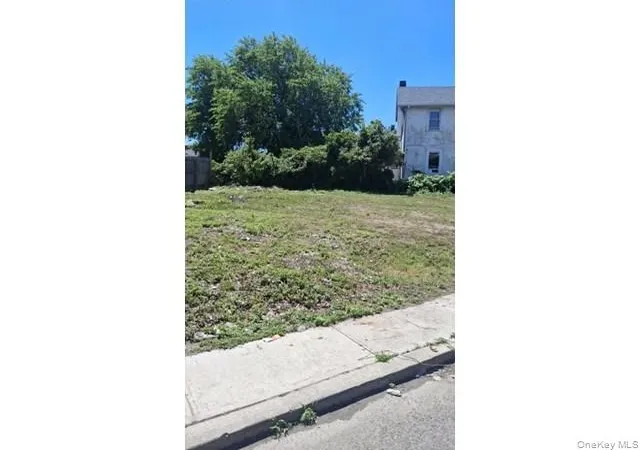 Photo 3 of Land for sale at 2261 Loretta Rd, Far Rockaway, NY 11691 | MLS# 957080 | Listing updated on 2026-08-13