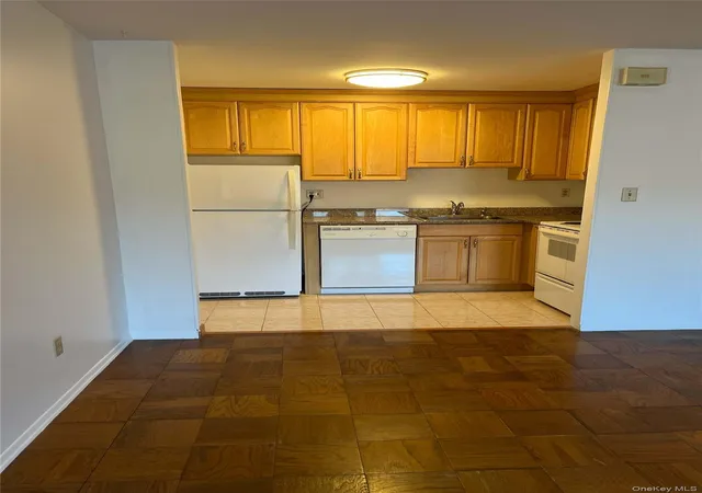 5th image of 1840 Crompond Rd #9B7, Peekskill, NY 10566 | MLS# 957085