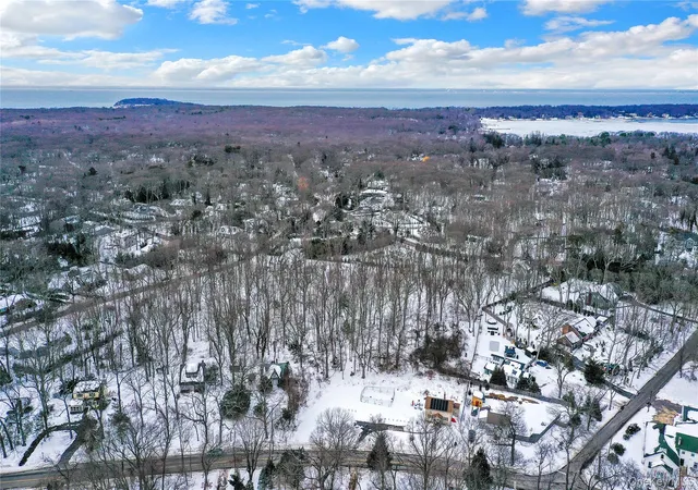5th image of 37 Christian Ave, Setauket, NY 11733 | MLS# 957144