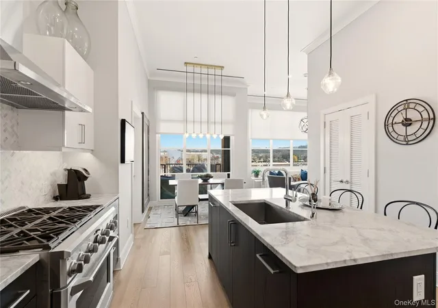 Photo 4 of Sale Pending at 100 Garvies Point Rd #1033, Glen Cove, NY 11542 | MLS# 957314 | Listing updated on 2026-09-17